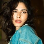Aneri Vajani Instagram - ……