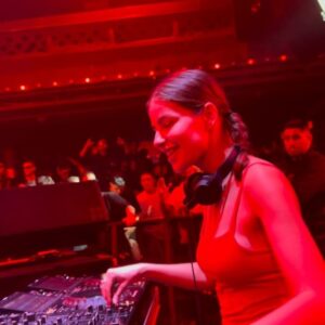 Anfisa Letyago Instagram - Barcelona estas en mi corazon @nitsa_club ❤️‍🔥 

#AnfisaLetyago