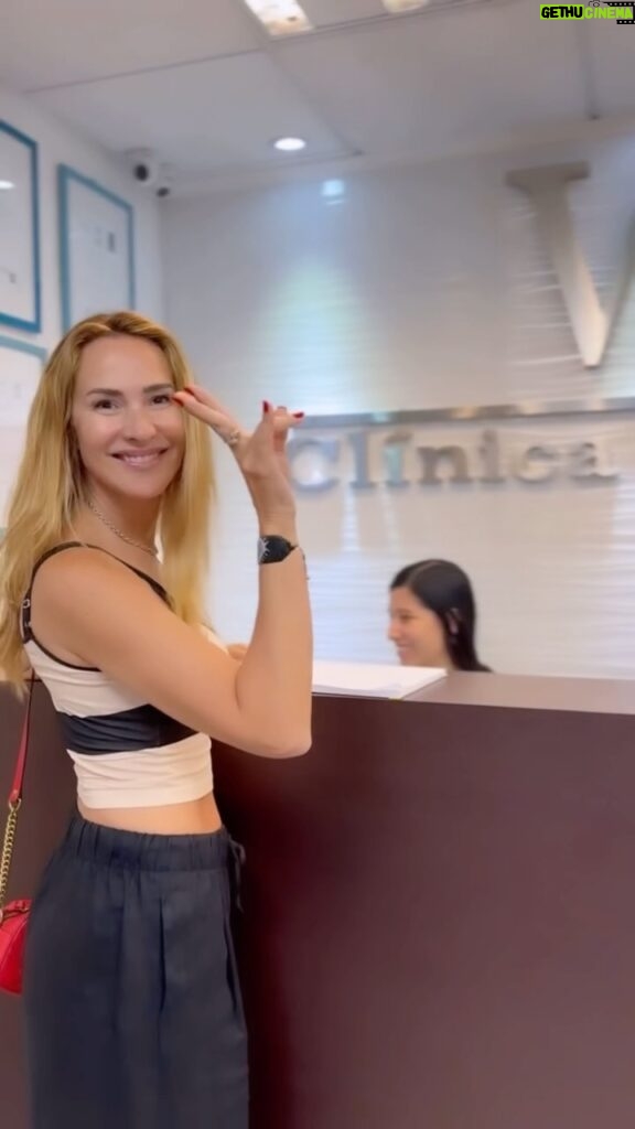 Angélica Castro Instagram - Este 2023 tuve la oportunidad de conocer @clinica.estetica.w y quedé sorprendida con los resultados. Nada mejor que regalonearse a sí misma para partir bien el año y darse un espacio de relajo. Ya agradeciste y fijaste nuevas metas? Recuerda que las metas no tiene que ser inalcanzables !! Los leo 🌻