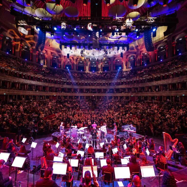 Angélique Kidjo Instagram - About yesterday!!! @royalalberthall 🙏🏾 to @chinekeorchestra , @youssoundour1959 , @lauramvula , @ibrahimmaaloufofficial , @stonebwoy special thanks to my band: @thierryvatonofficiel @gregorylouis971 @david_donatien @justwody @amenviana 📸 the great @michaeltubescreations 👗: the one and only @imane_ayissi