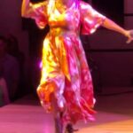 Angélique Kidjo Instagram - 💃🏾Ara re l’on se o (núvú ɖiɖo, ajójijɛ lō) #doyourself @burnaboygram @aklfestival tonight in Auckland, New Zealand !💃🏾