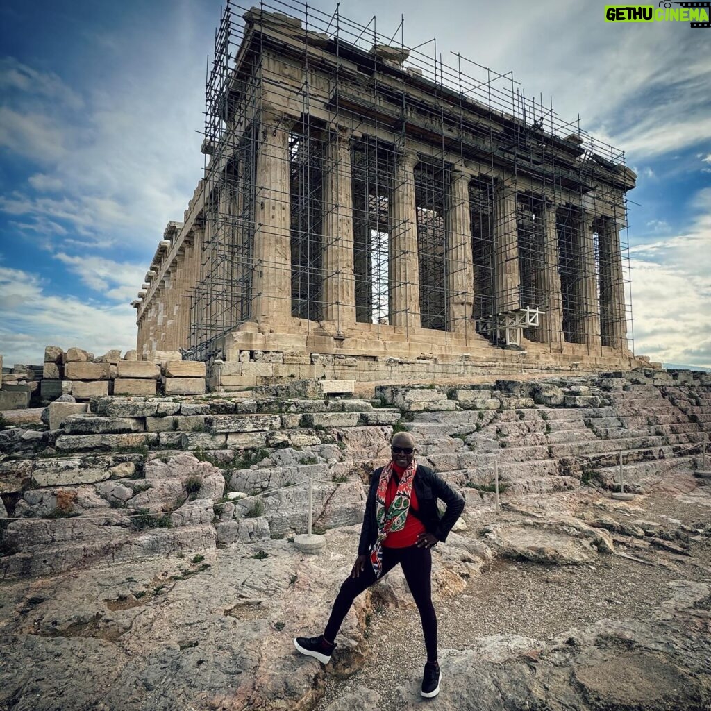 Angélique Kidjo Instagram - 🦉Visiting the Acropolis in Athens, Greece today, the birth place of Philosophy after my concert at the great @snforg yesterday!