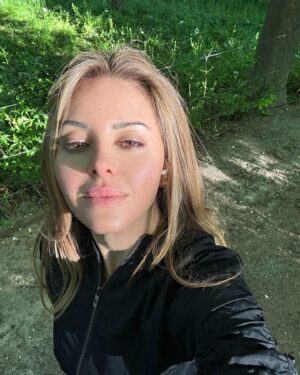 Angelika Revva Instagram - Running season 🤸🏻‍♀️