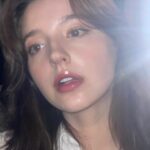 Angelina Danilova Instagram - tune in on these healing angelic frequencies. sending pure divine love your way. 🐚🪷✨💧