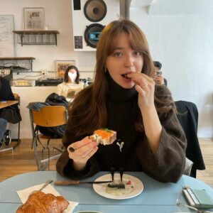 Angelina Danilova Instagram - January bean.🫘
