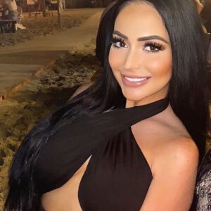 Angelina Pivarnick Instagram - Smile even in the presence of lost souls🧿🔮 #photoshoot #photooftheday #smilemore #happinessisachoice
