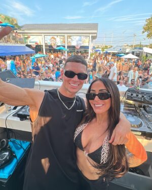 Angelina Pivarnick Instagram - My favorite dj ever @joelcorry 😍🎉❤️. We smiled all day and had a blast. Follow him and check out his new merch and new album in his link. Joel you are such a great soul and when I’m with you I have sooo much fun.  Thanks for such a fun day ❤️❤️❤️❤️