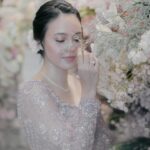 Anggika Bölsterli Instagram - Blushing 🤍 Wedding planner & organizer @arteaorganizer Decor @aerindecora Styled by @wanda_haraa Makeup @ryanogilv Kebaya @renzilazuardi Jewelry @thepalace_id Captured by @arka.pictures