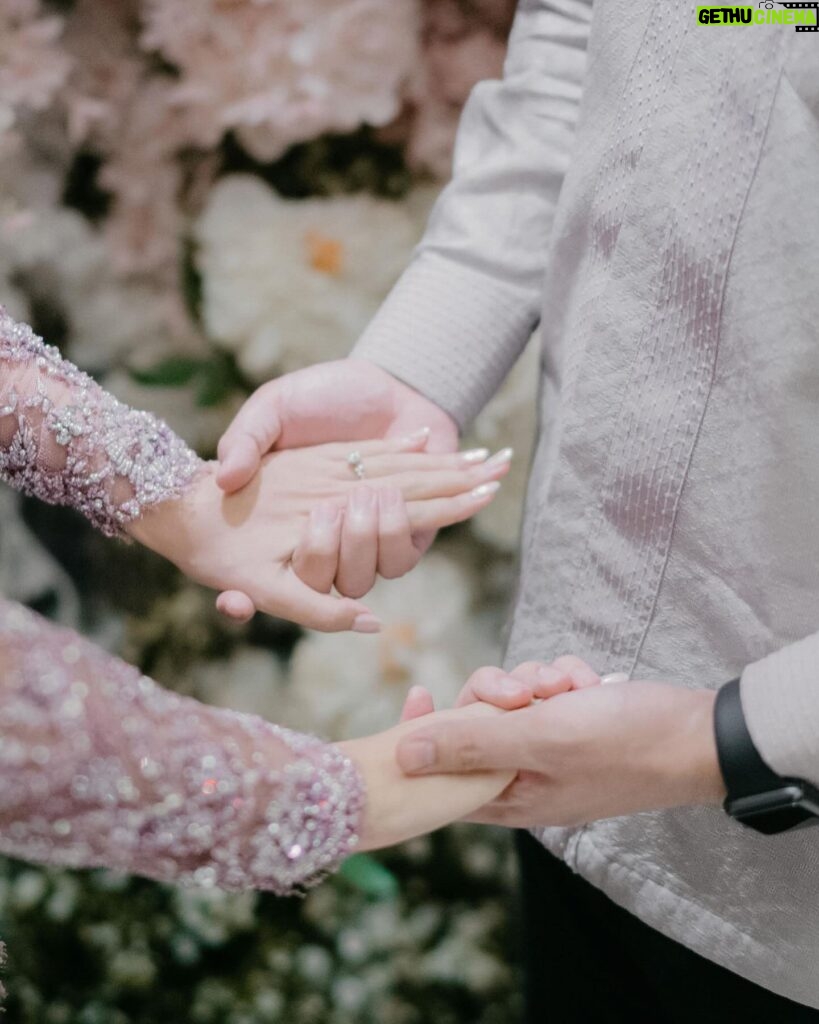 Anggika Bölsterli Instagram - 21.04.24 🩷 Wedding planner & organizer @arteaorganizer Decor @aerindecora Styled by @wanda_haraa Makeup @ryanogilv Kebaya @renzilazuardi Jewelry @thepalace_id Captured by @arka.pictures