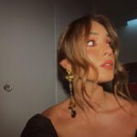 Angie Costa Instagram - tão desprevenida 💆🏽‍♀️