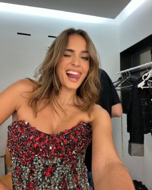 Angie Costa Instagram - 🍒