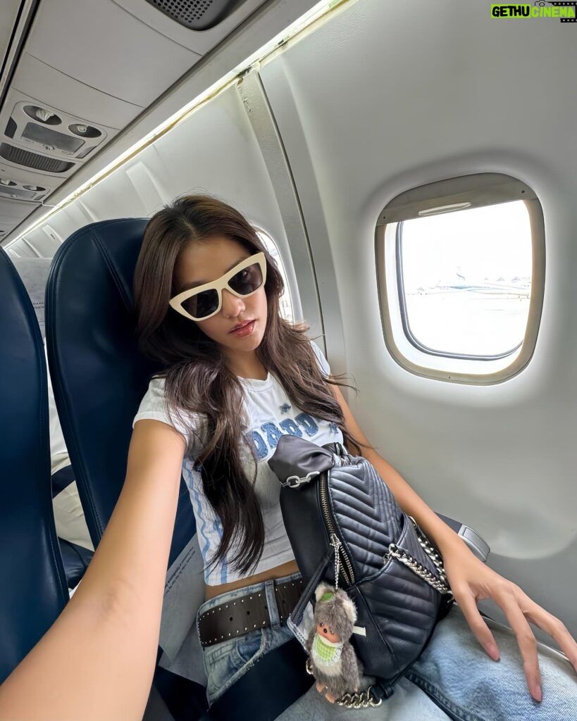 Aniporn Chalermburanawong Instagram - คิดถึงงมางับบ บินมาหาเยย 🫶🏻🥹✨ @bangkokairways #BangkokAirways #ConnectYourHappiness #Lampamg #ลำปาง