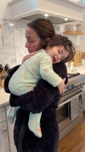 Anjelah Johnson-Reyes Instagram - Core memory unlocked… For me ❤️ #rosieharlowreyes