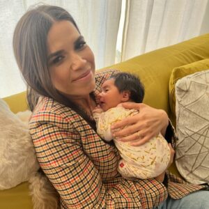 Anjelah Johnson-Reyes Instagram - Happy international women’s day! I want to take a moment to shine the brightest light on my seester @americaferrera !! Congratulations on your first Oscar nomination amiga. I’m so proud of you.  I’m so inspired by you and I love you dearly. Letsgoooo!! #internationalwomensday