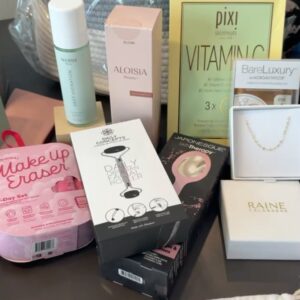Anjelah Johnson-Reyes Instagram - MOTHER’S DAY GIVEAWAY! [CLOSED]
Three Mothers will win ALL products shown in the video and tagged in this post, in honor of Mother’s Day. Comment below to tag a Mother that deserves these goodies, and tell me a little bit about them. You can also tag yourself! 

Must be following Anjelah Johnson Reyes to win. (Hi, that’s me) USA only. (Sorry everybody else, I still love you) Winners will be randomly selected. (So random) Giveaway ends May 11th at 5pm PST.(hurry and nominate someone) This giveaway is not affiliated with Instagram in any way. No purchase necessary.

@aloisiabeauty 
@bobbie 
@chicco.usa 
@cleobella 
@dailyconcepts 
@dom.n.co 
@ettaloves 
@japonesque 
@joovy 
@kaylinandkaylin 
@kytebaby 
@lalo 
@lansinohusa 
@littleunicornofficial 
@makeuperaser 
@mantis_bbq 
@momcozy 
@mommysbliss 
@mtmorgantaylor 
@babymoriofficial 
@paigelaurenbabyandkid 
@pixibeauty 
@prevailjerky 
@raine_calabasas 
@ricordami.italia 
@simplewisheshandsfree