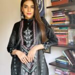 Anjum Fakih Instagram - May this blessed Friday be a farewell to all worries and a gateway to Eid ul Fitr filled with peace and blessings. #AlvidaJumma Mubarak ho 🤲🏼😇❤️ Styled by:- @seam_stress_by_rajludhwani Outfit by:- @stadofashion_official