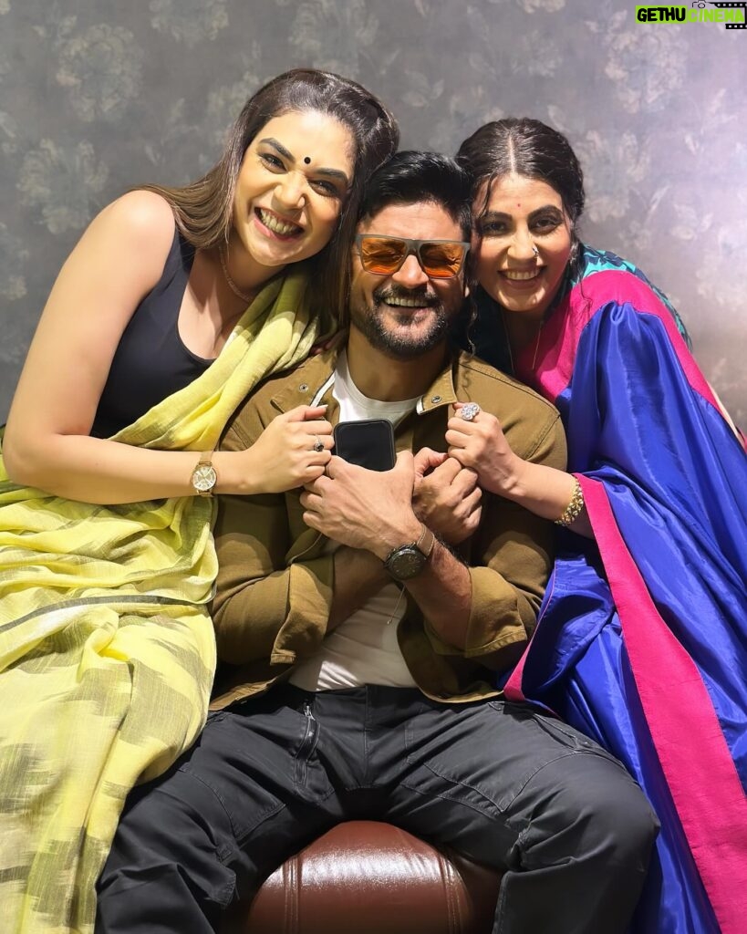 Anjum Fakih Instagram - Charm in every smile, wit in every word ! That’s @manavgohil for you Also cuz we love him ❤️ @dabangiiofficial @hemanichawla