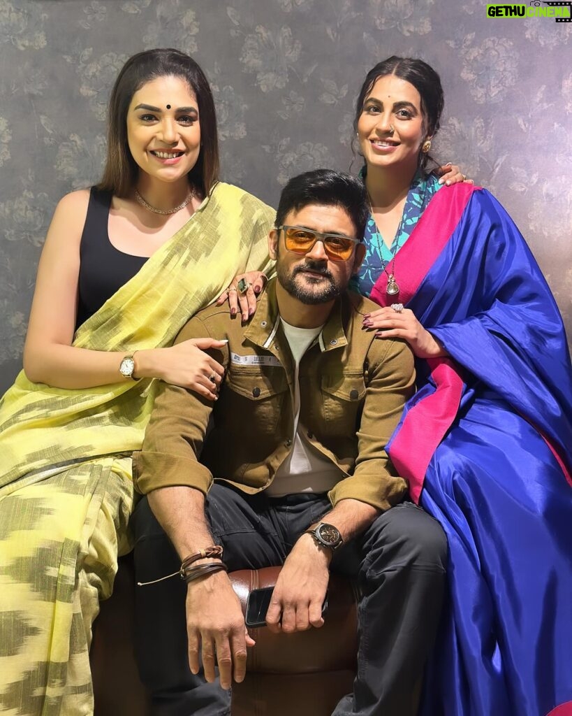 Anjum Fakih Instagram - Charm in every smile, wit in every word ! That’s @manavgohil for you Also cuz we love him ❤️ @dabangiiofficial @hemanichawla