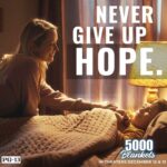 Anna Camp Instagram - Get your tix before it’s too late!! Link in bio 💫💗🎄 #truestory #5000blanketsmovie