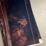 Anna Castillo Instagram - Este behind the scenes es para celebrar que Nowhere está en @netflixes y que al parecer está yendo increíble. ( subiría mil fotos de pezones falsos pero me las quitarían ) Gracias a mi compañero de viaje @apintofilm , al que podéis ver en el último vídeo, y gracias gracias gracias por todos los mensajes bonitos 🥲🫶🏼