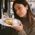 Anna Castillo Instagram - 🍰
