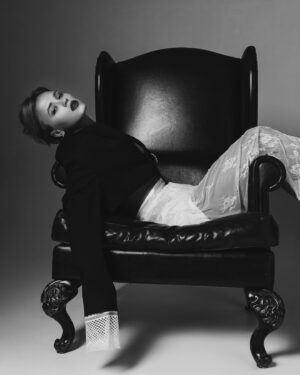 Anna Koshmal Instagram - ❤️

Photo: @lila.pro_photo
Mua: @__caille__
Style: @alisharoz_
Clothes: @emmelie_delage