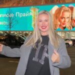 Anna Semenovich Instagram - Моя новая песня «Гладиолусы» уже на ЗВУКЕ😜🔥 Переходи по ссылке в сторис ☝🏼 #аниныистории #звук #гладиолусы