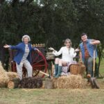 Anna Simon Instagram - Avui a les 22:05, segon capítol d’El Tros a TV3 🚜🥕🐑 Si no podeu esperar, ja teniu tota la temporada disponible a la plataforma 3cat 🧑‍🌾👩‍🌾 Què passarà avui??? 🤭 @som3cat #ElTros3Cat Hoy a las 22:05, segundo capítulo de El Tros en TV3 🚜🥕🐑 Si no podéis esperar, ya tenéis toda la temporada disponible en la plataforma 3cat 👩‍🌾🧑‍🌾 ¿¿¿Qué pasará hoy??? 🤭