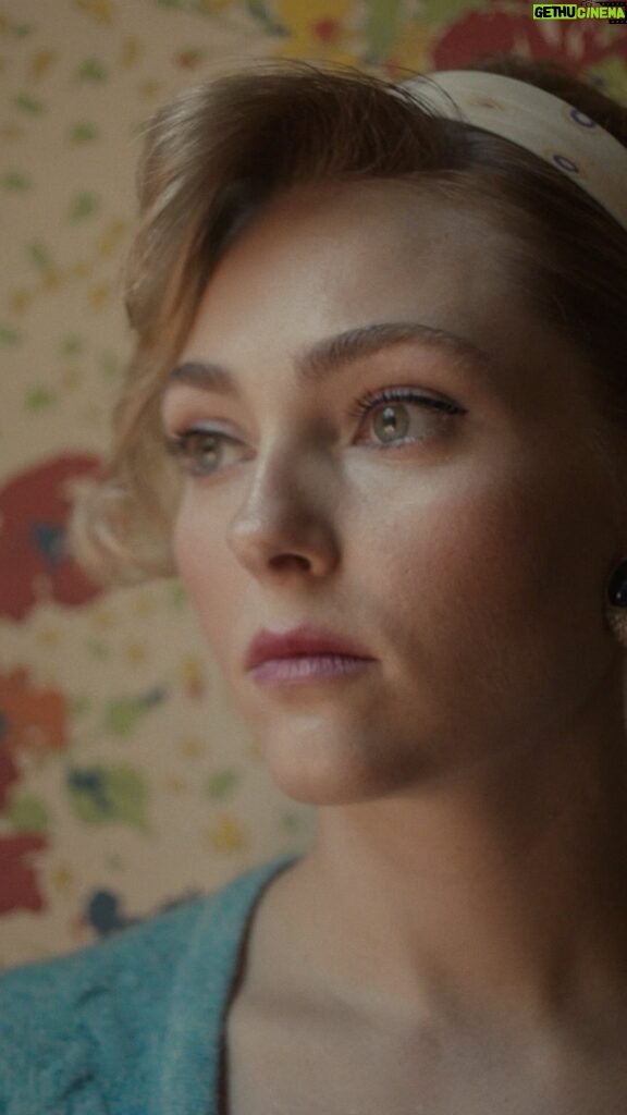 AnnaSophia Robb Instagram - @foyvance ‘s 10th anniversary of his transcendent song #guidinglight featuring our dear legends @teddysphotos @keithurban and @eltonjohn . It was an honor contributing to this music video and while listening to it over and over, I felt transported. This song feels like a warm long hug from a loved one and lifts my spirits. Thank you @foyvance for sharing your soul through your music! And thank you to our music video team! Directed by @splitthemoon 🤍 Style @yaelquint Makeup @shaynagold Hair @blakeerik