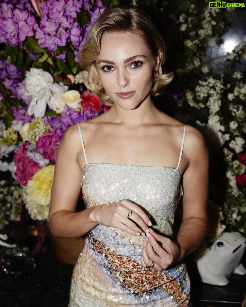 AnnaSophia Robb Instagram - Thanks for bringing your sparkle State-side @mazarin_paris and thank you for a lovely evening @modaoperandi !