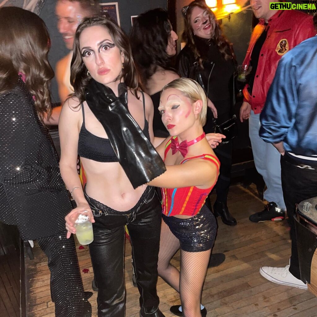 AnnaSophia Robb Instagram - LET’S DO THE TIME WARP AGAIN 👻🪩🖤🤡🎃❣️