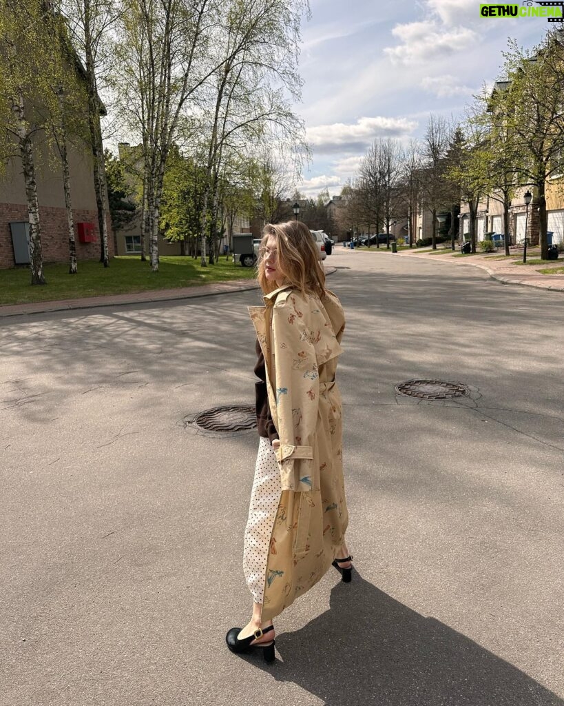 Anna Tsukanova-Kott Instagram - Random April
