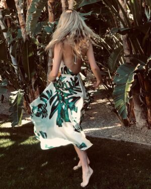 Annabelle Wallis Instagram - Good Morning 🤍