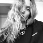 Annabelle Wallis Instagram - I love it and I love the new collection. @gaiagaia_official congratulations on the new venture @zoekarssen 😎