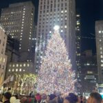 Anne Burrell Instagram - I LOVE NYC at Christmas time!!! Happy happy joy joy!!!🎄❤️ #ilovewhatido #spreadsomejoy