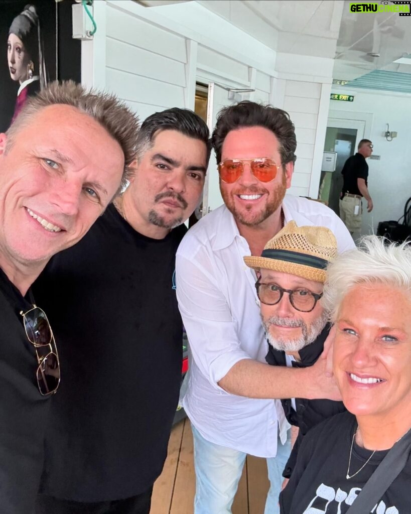 Anne Burrell Instagram - Home and recovered after an AMAZING trip with #chefsmakingwaves !!! It was a SUUUUUUUPER fun time with a tremendous group of chefs and friends!!! And a lovely time meeting the “cruisers”!!! #luckygirl #ilovewhatido