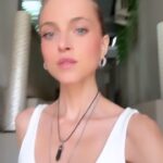 Anne Winters Instagram - In love with the culture of Bali- The spiritual nature of this city and their rituals is so powerful. Good energy all around. Grateful. Blessed. 🌺🌱📿🌾🙏🏼