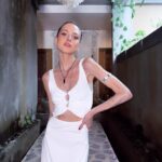 Anne Winters Instagram - In love with the culture of Bali- The spiritual nature of this city and their rituals is so powerful. Good energy all around. Grateful. Blessed. 🌺🌱📿🌾🙏🏼