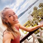 Annemarie Carpendale Instagram - teşekkürler 🙏🏽♥️🇹🇷🫶🏽🌴 #byebye #istanbul #thankU #seeyousoon #annieway #anniehow 🔜 #offtocologne #helloagain 👋🏽