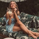 Annemarie Carpendale Instagram - hang out 🎥💫🌴🍹 #workandplay #shootingday #happyme #annieway #anniehow #newproject #summervibes #allin