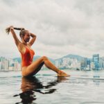 Annemarie Carpendale Instagram – bye for now ☁️🌇🫶🏽🌪️👋🏽 #hongkong #cloudyday #cloudymood #theend #annieway #annieway #blurylines

PS: wer findet den Fehler🩱??