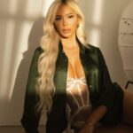 Anthia Mo Instagram - now my life is sweet like cinnamon✨ @FashionNova @NovaMen