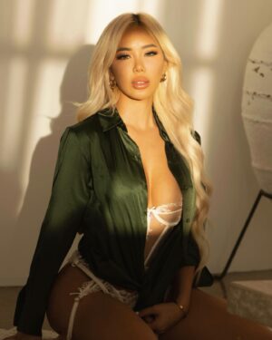 Anthia Mo Thumbnail - 67.4K Likes - Most Liked Instagram Photos