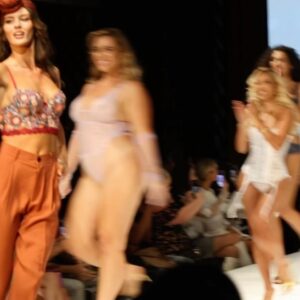 Anthia Mo Instagram - Wow. I feel like I’m living a dream; this day was so unreal I keep playing it back in my head. I’m so happy to be breaking down barriers, paving the road for short girls out there. Anything is possible through consistency & ambition 🥹

I really walked for @adoreme during NYFW!! ahhh! My second year walking for NYFW🥹 Thank u @travisskyver @celiaevansreal @indiajazell @planetfashiontv @adoreme for believing in me 🙏🏽 It was the highlight of my life. 

“It’s amazing what we can do if we simply refuse to give up”
