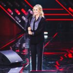 Antonella Clerici Instagram - Siete pronti a cantare e ad emozionarvi con #TheVoiceSenior? 🎙️✌🏼✨ Vi aspetto questa sera dalle 21:30 su @rai1official e @raiplay_official! ❤️ @thevoice_italy