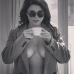 Antonella Ríos Instagram – Amor propio
Amor de tu vida 
🫀🫁🧠👃🏼🦻🏻👁👅👄