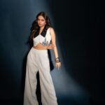 Anushka Sen Instagram - Walk with me ;) . Makeup and hair @hairbyradhika @makeupbysalonij 📸 @miteshsphotography Wearing @orthodox_design Styling @stylingbyvictor @sohail__mughal___ Styled by @stylingbyvictor @sohail__mughal___ Heels @londonrag_in Styling team @styleby_antara @sanzimehta777 Jewellery @ishhaara @ascend.rohank