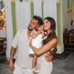 Arán de las Casas Instagram - Un día inolvidable para nuestra familia 🙏🏻 Finalmente bautizamos a nuestros chiquitos como siempre lo soñamos, en la basílica de la Virgen del Valle, en nuestra amada isla de Margarita, que siempre ha sido muy especial en nuestra historia de amor 🫶🏻 Gracias a nuestros amigos y padrinos por formar parte de este día tan importante para nosotros ✨ Les gustaría ver un poco más ?? 📸 @fotodanielmarin