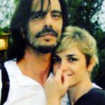 Araceli González Instagram - Desperté conociendo más a mi hombre genuino , sincero e íntegro. Siempre uno sabe con quien vive? Muchas veces no! Y es un gran dolor. Pero con El experimentas la relación más amorosa desde la verdad y la sanidad. Eso no es poco! La mentira, la injusticia y la malicia está siempre al acecho! Los que estamos hoy somos los que tenemos que estar! Nuestro núcleo de personas es poco y honesto. La realidad es que cuando estás lúcido pocos pueden acompañar. Agradezco seguir conociéndote para ratificar a diario que estoy en el lugar que debo estar! Nos costo y nos cuesta mucho todo! Pero firmes a nuestros valores ancestrales, a nuestra integridad y verdad. Y a sobre todas las cosas nuestro gran amor el camino es increíblemente bello! G.ara Cosmetics @araceliweb es nuestro sueño y desafío diario siempre apostando a acompañarnos . Te amo y agradezco que sanaste y cuidaste desde tu mas respetuoso lugar a mis dos hijos! Todos Los Santos no están en estampitas y todos los valientes no están en las historias ! Ojo con eso! Se los quiere. Gracias @sebassoldano por dar visibilidad al bien y la ternura. Gracias amor por ser tan autentico Nuestro saquito está y también fue parte de nuestro proyecto. Cuidarnos hizo el mejor búnker de nuestra vida. Hasta el infinito y más allá . Siempre ❤️ @infobae ( la nota más leída en solo una hora) 🤩 @fabianmazzeiok