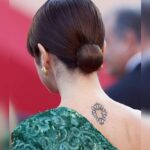 Araceli González Instagram - Mi tatuaje ! Me protege las espaldas 😜. Mis tatuajes cuentan un poco de mi historia y ahora voy por otro! Mariposas! Transformación en mi vida 🦋. Rosa ( mi mamá! ) ❤️. Panadero mi abuela ! Quien me enseño transitar esta vida con valentía y coraje. Cada tatuaje es una mujer , mía referentes ! 🌸
